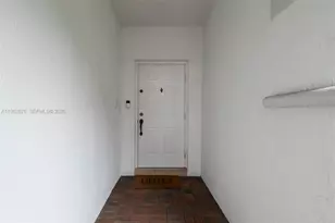 11227 NW 73rd Terrace, Doral, FL 33178 - Photo 4