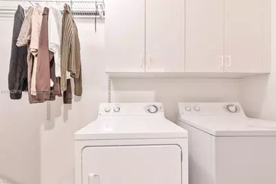 11227 NW 73rd Ter, Doral, FL 33178 - Photo 8