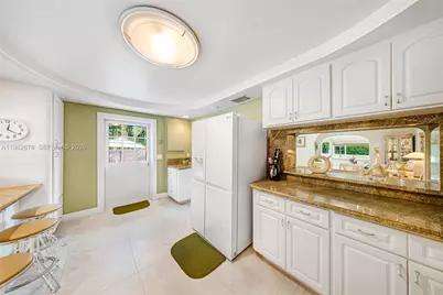 564 De Leon Dr, Miami Springs, FL 33166 - Photo 30
