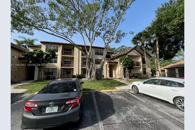 4481 W McNab Rd #33, Pompano Beach, FL 33069 - Photo 6