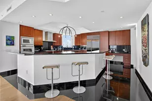 6000 Island Blvd, Aventura, FL 33160 - Photo 12