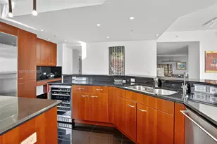 6000 Island Blvd, Aventura, FL 33160 - Photo 16