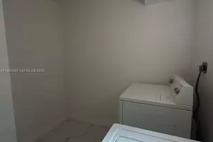 9719 N New River Canal Rd, Plantation, FL 33324 - Photo 26