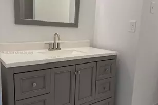 9719 N New River Canal Rd, Plantation, FL 33324 - Photo 22