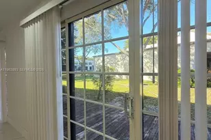 9719 N New River Canal Rd, Plantation, FL 33324 - Photo 4