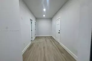 2425 SW 6th St, Miami, FL 33135 - Photo 16