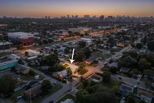 2001 N 22nd Ave, Hollywood, FL 33020 - Photo 2