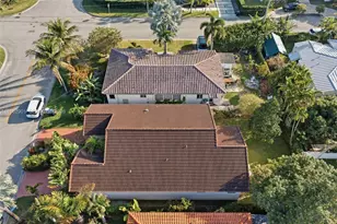 9208 Emerson Ave, Surfside, FL 33154 - Photo 28