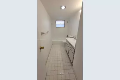 445 NE 195th St #127, Miami, FL 33179 - Photo 10