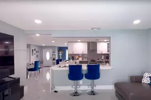 8275 Shadow Wood Blvd, Coral Springs, FL 33071 - Photo 6