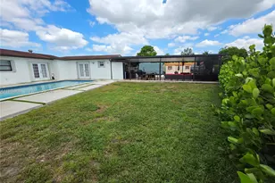 19631 NW 45th Ave, Miami Gardens, FL 33055 - Photo 22