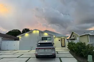 19234 SW 121st Ct, Miami, FL 33177 - Photo 2