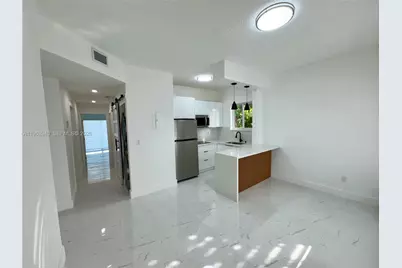 421 NW 13th Ave #B, Miami, FL 33125 - Photo 2