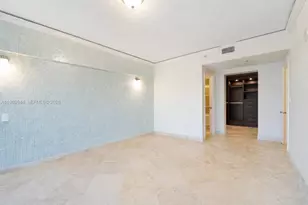 110 Washington Ave, Miami Beach, FL 33139 - Photo 6