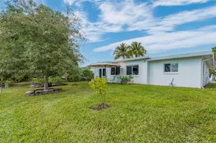 6810 NW 74th Pl, Tamarac, FL 33321 - Photo 24