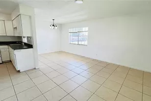 978 SW 10th Dr, Pompano Beach, FL 33060 - Photo 8