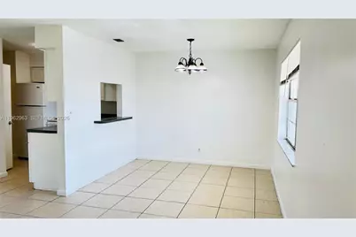 978 SW 10th Dr #15, Pompano Beach, FL 33060 - Photo 10