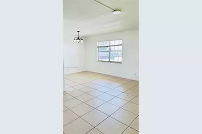 978 SW 10th Dr #15, Pompano Beach, FL 33060 - Photo 12