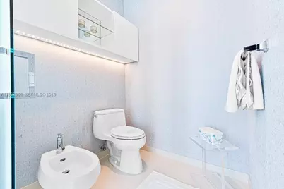 900 Brickell Key Blvd #1101, Miami, FL 33131 - Photo 28