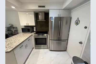 3505 S Ocean Dr #1510, Hollywood, FL 33019 - Photo 1