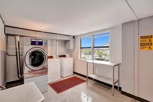 400 Kings Point Dr, Sunny Isles Beach, FL 33160 - Photo 22
