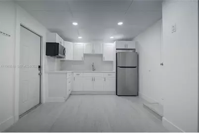 595 NW 139th Ter #2, North Miami, FL 33168 - Photo 1