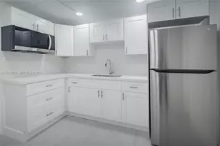 595 NW 139th Terrace, North Miami, FL 33168 - Photo 2