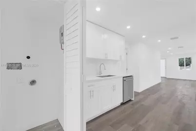 2505 NW 162 Ter, Miami Gardens, FL 33054 - Photo 14