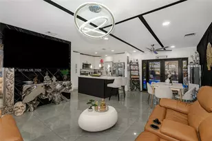 200 SW 69th Terrace, Pembroke Pines, FL 33023 - Photo 4