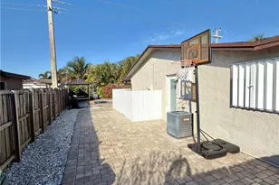 820 NW 91st Ave, Pembroke Pines, FL 33024 - Photo 16
