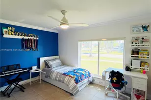 820 NW 91st Ave, Pembroke Pines, FL 33024 - Photo 10