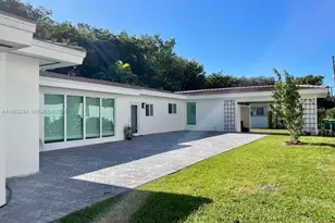 5352 Orduna Dr, Coral Gables, FL 33146 - Photo 16