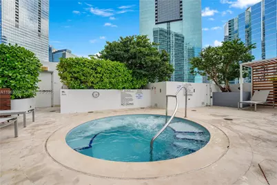 1300 Brickell Bay Dr #2000, Miami, FL 33131 - Photo 12