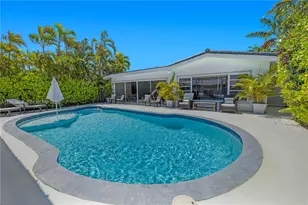 1405 Stillwater Dr, Miami Beach, FL 33141 - Photo 30