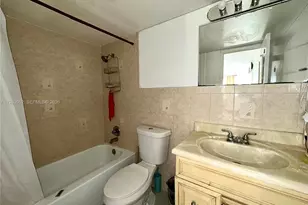 4043 NW 16th St, Lauderhill, FL 33313 - Photo 16