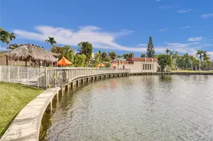 2001 Atlantic Shores Blvd, Hallandale Beach, FL 33009 - Photo 30