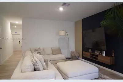 385 NW 9th St #385, Pompano Beach, FL 33060 - Photo 12