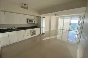 92 SW 3rd St, Miami, FL 33130 - Photo 1