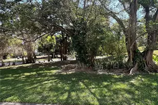 8300 Sands Point Blvd, Tamarac, FL 33321 - Photo 14