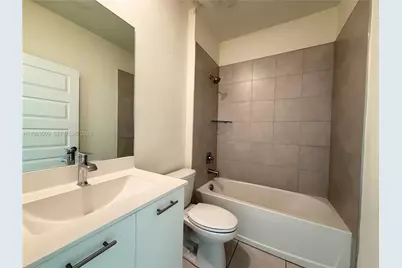 4640 NW 84th Ave #47, Doral, FL 33166 - Photo 14
