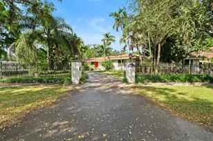 1240 Ferdinand St, Coral Gables, FL 33134 - Photo 2