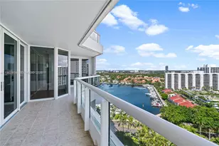 21055 Yacht Club Dr, Aventura, FL 33180 - Photo 38