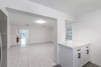 1631 SW 21st St, Miami, FL 33145 - Photo 28
