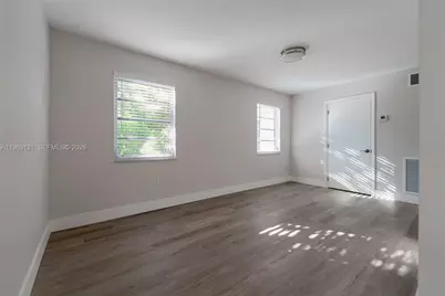 1631 SW 21st St, Miami, FL 33145 - Photo 34