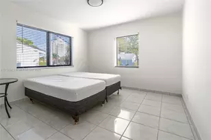 1631 SW 21st St, Miami, FL 33145 - Photo 14