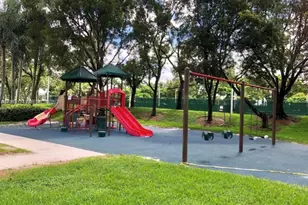 10700 NW 66th St, Doral, FL 33178 - Photo 32