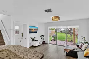 2237 NW 171st Terrace, Pembroke Pines, FL 33028 - Photo 14