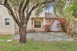 2237 NW 171st Terrace, Pembroke Pines, FL 33028 - Photo 20