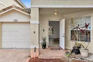 2237 NW 171st Terrace, Pembroke Pines, FL 33028 - Photo 1