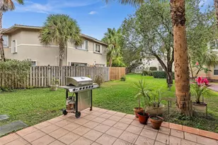 2237 NW 171st Terrace, Pembroke Pines, FL 33028 - Photo 18